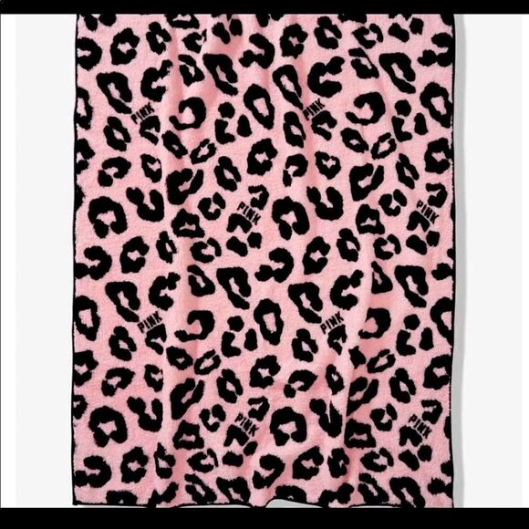 VS pink plush sherpa blanket cheetah/leopard animal print pink black - Picture 1 of 4